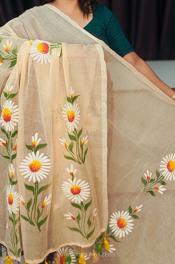Cream Floral Hand Print Mull Cotton Saree