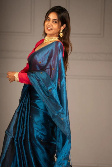 Elegant deep blue handloom saree