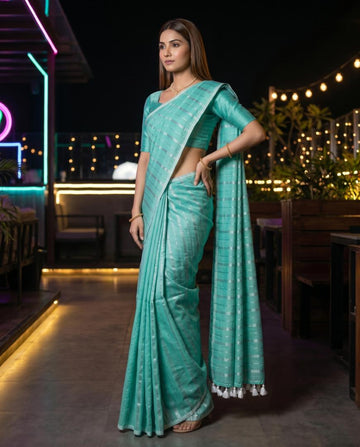 Mul Cotton Saree With Silver Zari Stripe